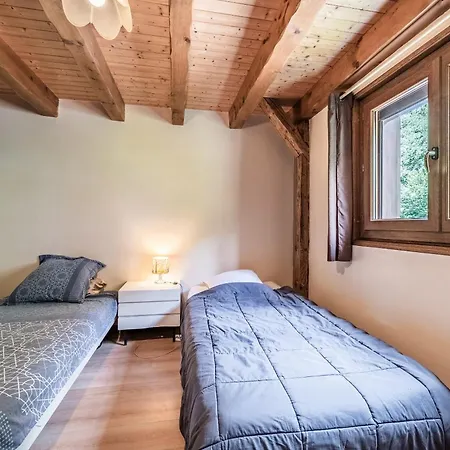 Ferme Rénovée à *